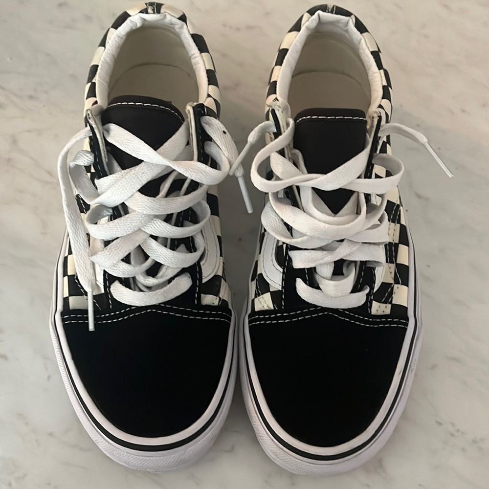 Mens size 5 woman 6.5